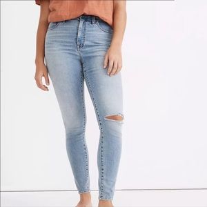 Madewell Curvy Roadtripper Jeans Size 33P
